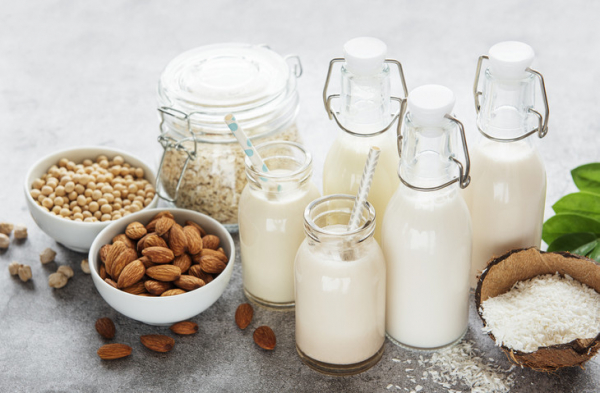 Read more about the article The plant milk shake-up: Pea and pistachio join oat and almond